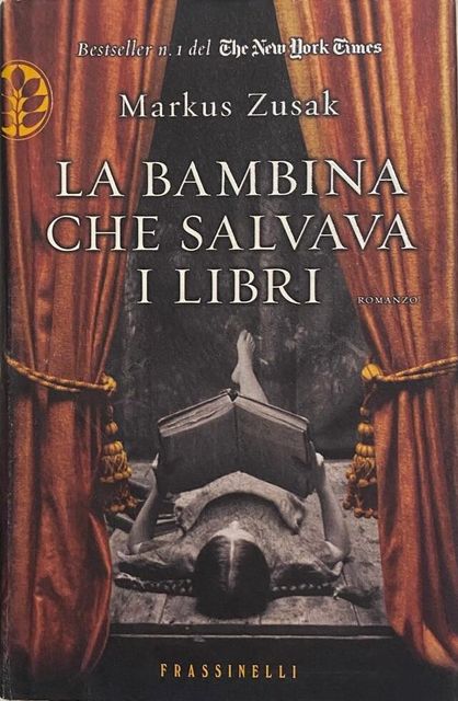 Copertina di La bambina che salvava i libri